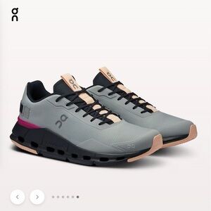 On Cloudnova Form Sneaker Glacier & Aurora - Size 8